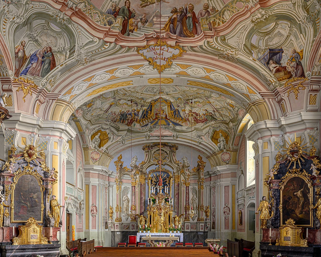 1348px-Leibnitz_Frauenberg_Wallfahrtskirche_Kirchenschiff-5629-5630-2